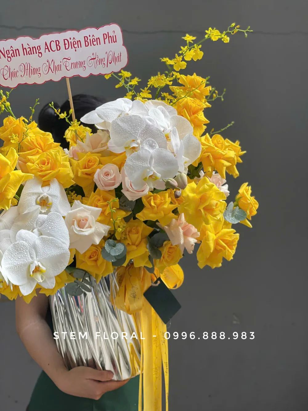 Lẵng nắng vàng mây trắng — góc chụp 3